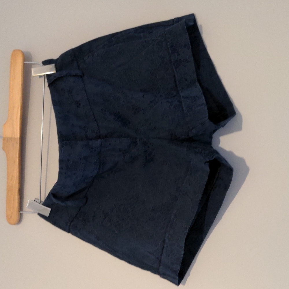 Navy, Maurice shorts, 3/4, lace like pattern